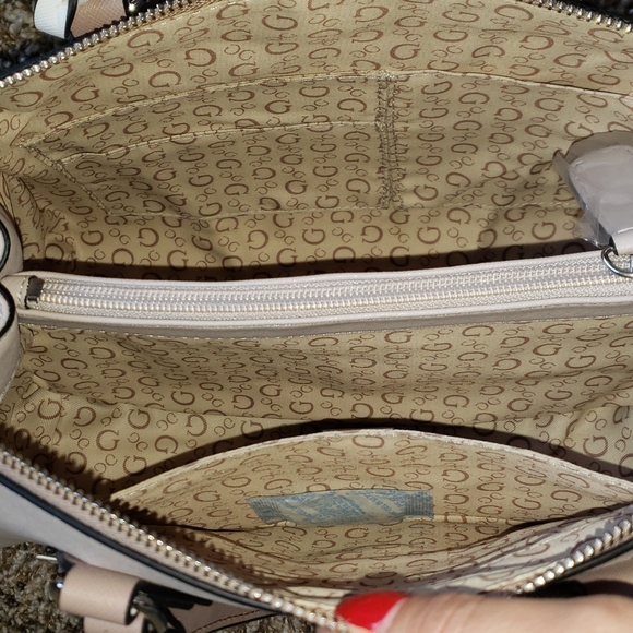 Guess Women Bag, Color Blush Multi, Group: Aviana, Size OS. - Picture 5 of 11